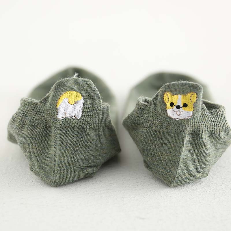 Harajuku Skarpetki Funny Ankle Socks Embroidery Animal Pug Cute Socks Women Divertidos Creative Sokken Kawaii Chaussette Femme