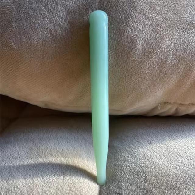 Quartz Acupressure Pen Massage Jade Gua Sha Massage Pen Eye Beauty Hand Massager Stick Trigger Point Massage Tools