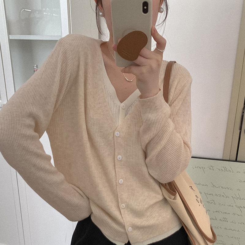 Dámský lehký kardigan z 50% vlny a 50% morušového hedvábí - všestranný úplet na 4 sezóny pro celoroční pohodlí a styl