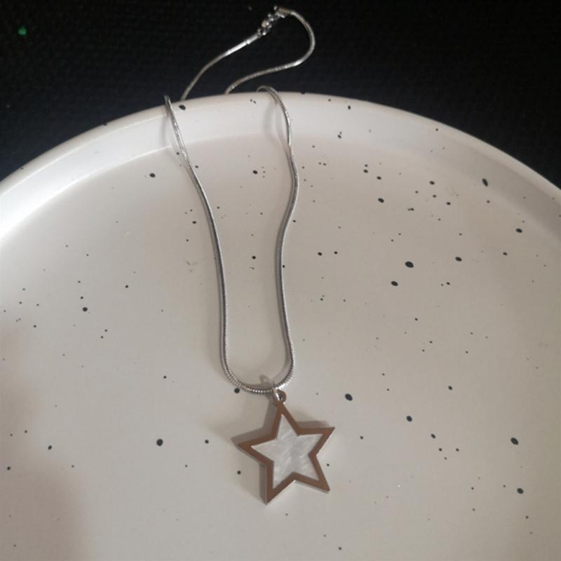Pendant Necklace Y2k Neck Jewelry Star Pendant Choker Chain Choker Chain Necklaces Alloy Material Birthday Gift for Girl