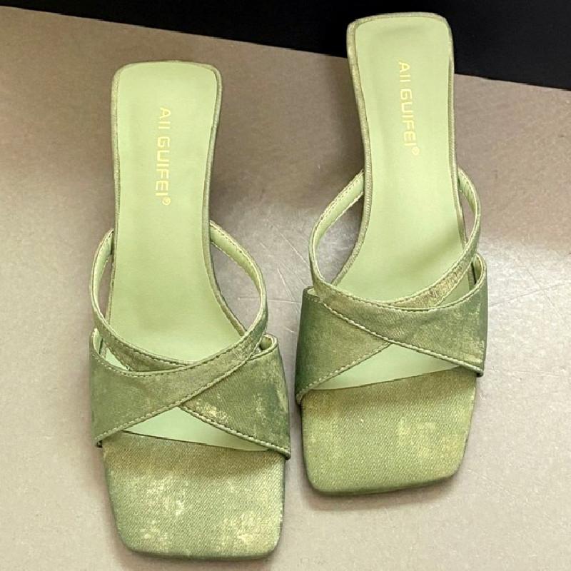 Fashion High Quality Square Toe Cross-tied Women Sandals Open Toe Wedges Slide Sandals Summer Fashion Comfortable Satin Heels for Women