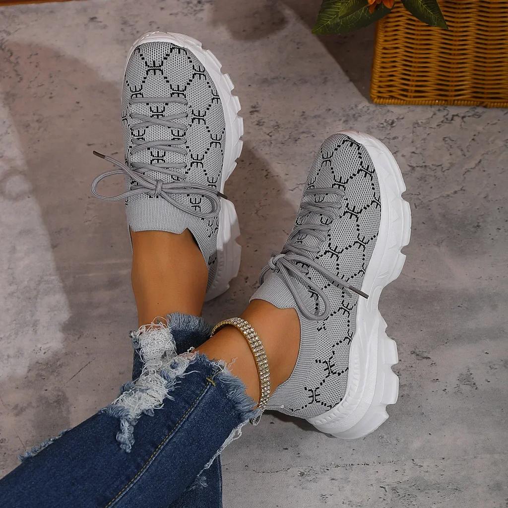 Fashion Women's Mesh Knitting Flat Shoes Lace-up Round Toe Breathable Sneakers Women Autumn Soft Sole Footwear Woman Wedge Sport Shoes