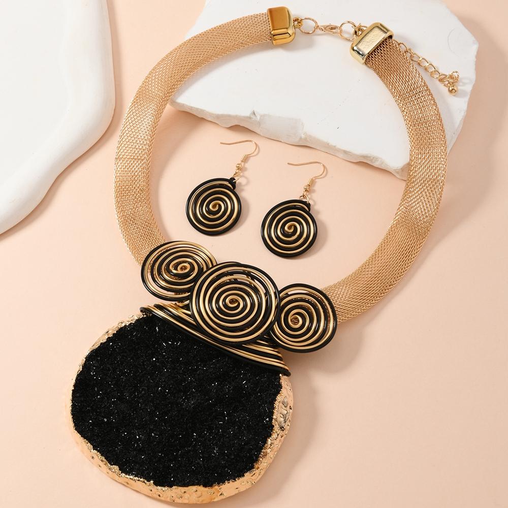 New Design Aluminum Wire Oval Resin Gems Woven Statement Necklace Earrings Jewelry Set for Women Party Accessories