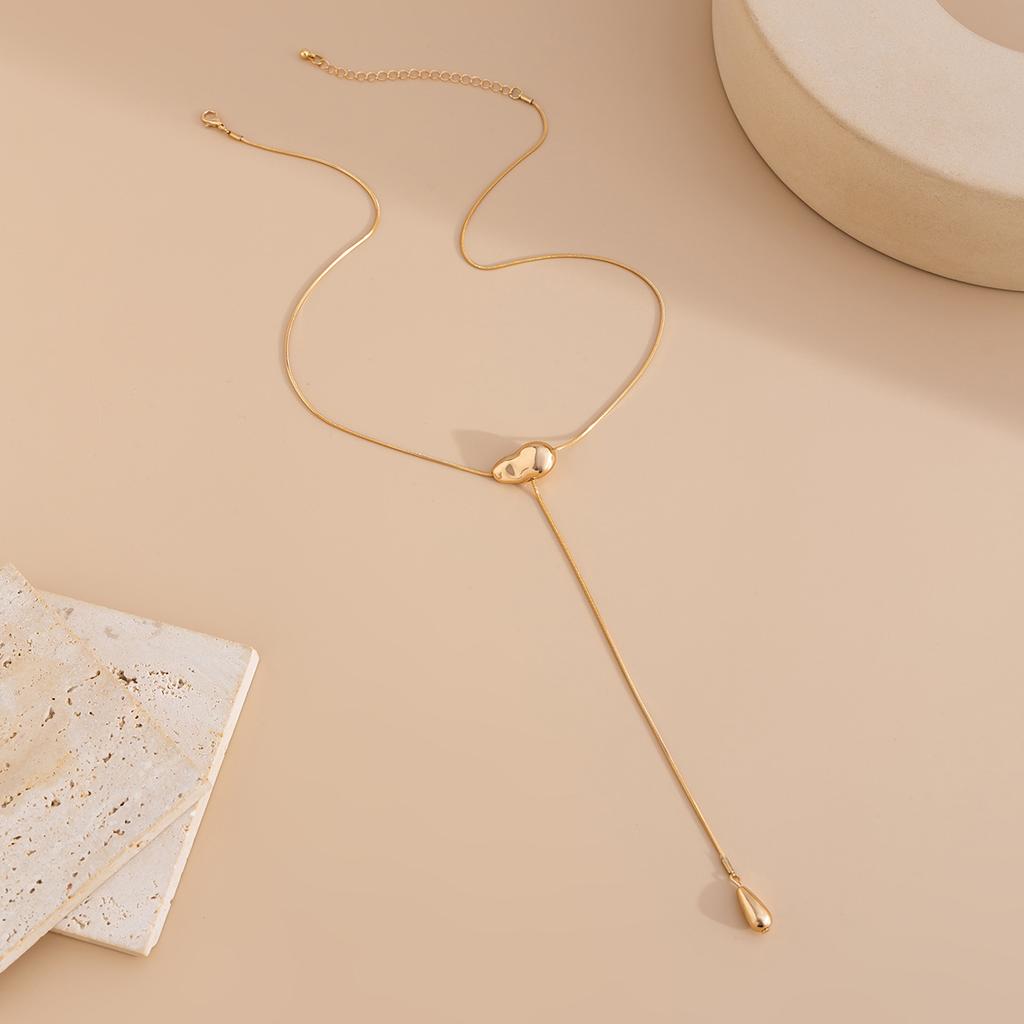 Simple Water Drop Pendant Necklace for Women 2025 Trendy Long Thin Chain Necklace Aesthetic Y2K Irregular Geometric Jewelry Gift