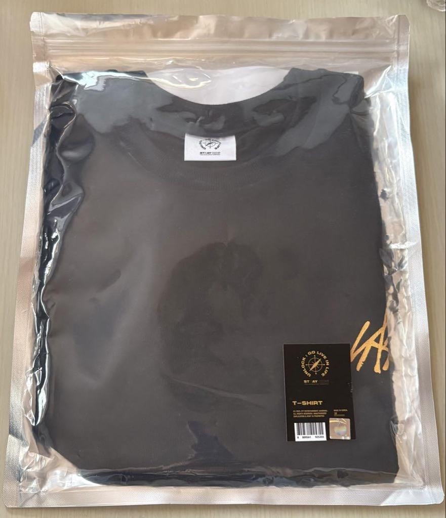 [USED] Stray Kids unlock GOLIVE INLIFE T-shirt