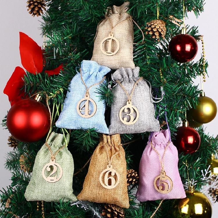 Digital Small Wooden Card Carvings Pendant Suitable for Decorating Living Room