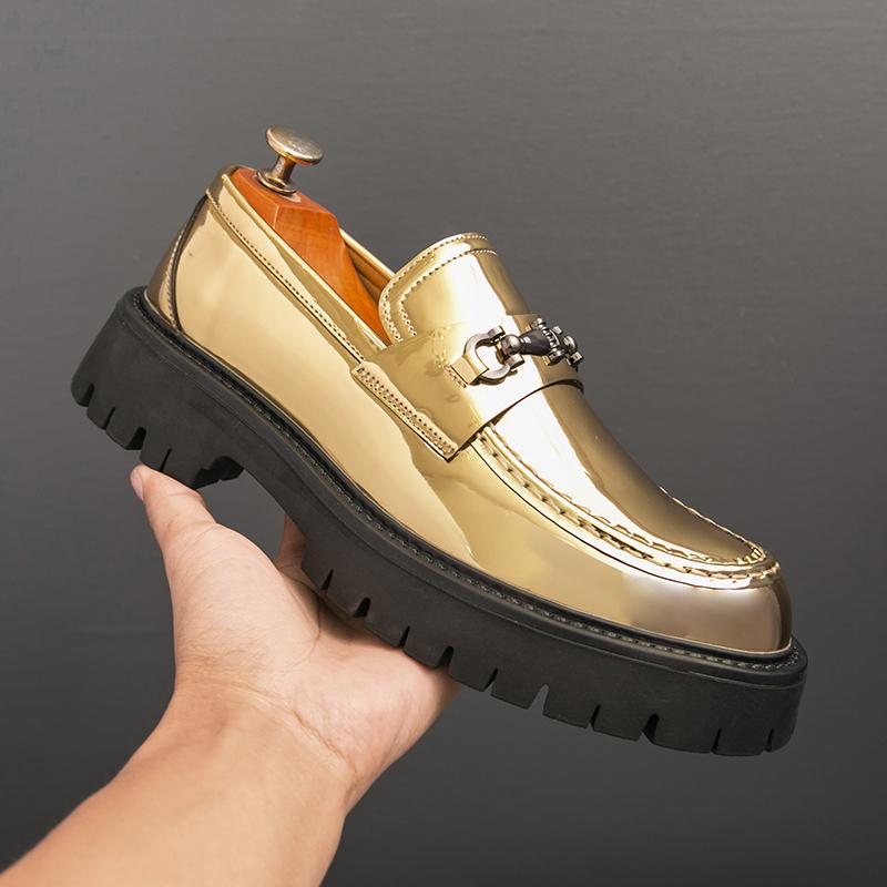 Luxus Gold Silber Glänzendes Leder Lässige Slipper Rutschfest Metall Schnalle Dekoration Herren Trendiger Promi-Friseur Loafer Schuhe