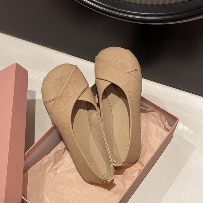 Fashion Women Slip-on Leather Loafers Ladies Casual Round Toe Cute Flats  Nurse Shoes Sneakers Spring Autumn Fashion Ballet Shoes