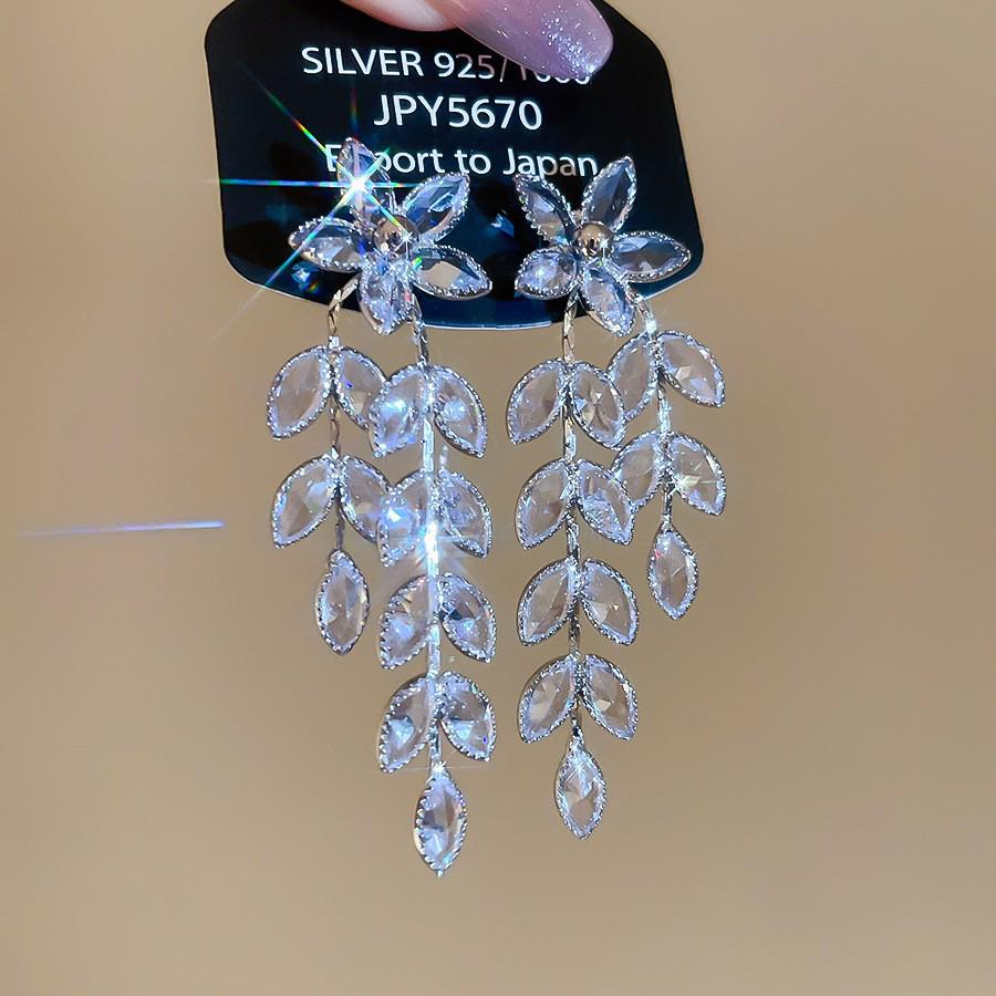 Silver Needle Diamond Water Drop Tassel Earrings - Elegant Court Style, Versatile & Luxurious Design.