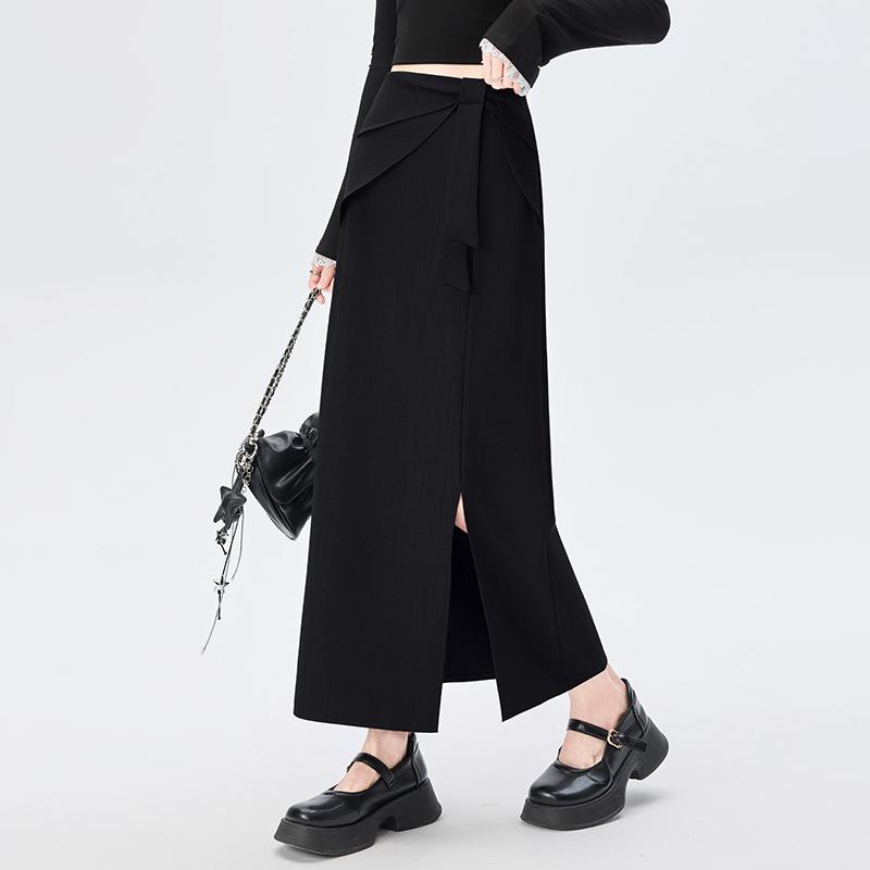 Spring Slimming A-line Slit Skirt: Women's High Waist Hip-hugging Style