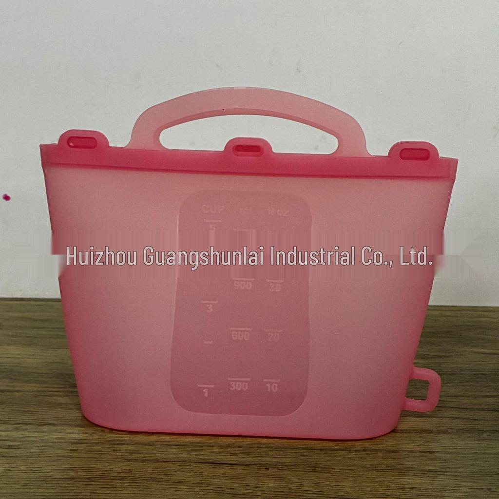 Silicone Ice Cube Tray with Lid: 4-Grid Frozen Soup & Food Storage Box