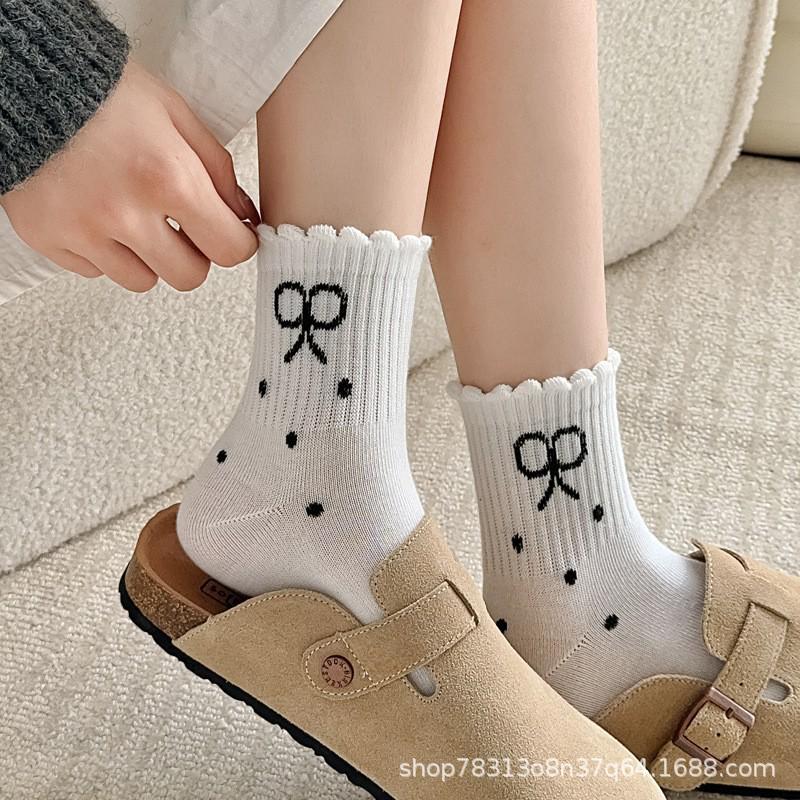 2024 Trendy Polka Dot Lace Bowknot Mid-Tube Women's Socks - Sweat-Absorbent, Japanese-Inspired, Sweet Style