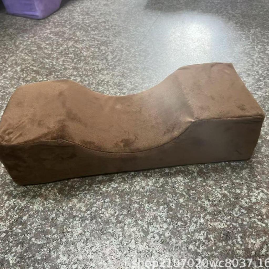 U-Shaped Eyelash Extension Beauty Pillow