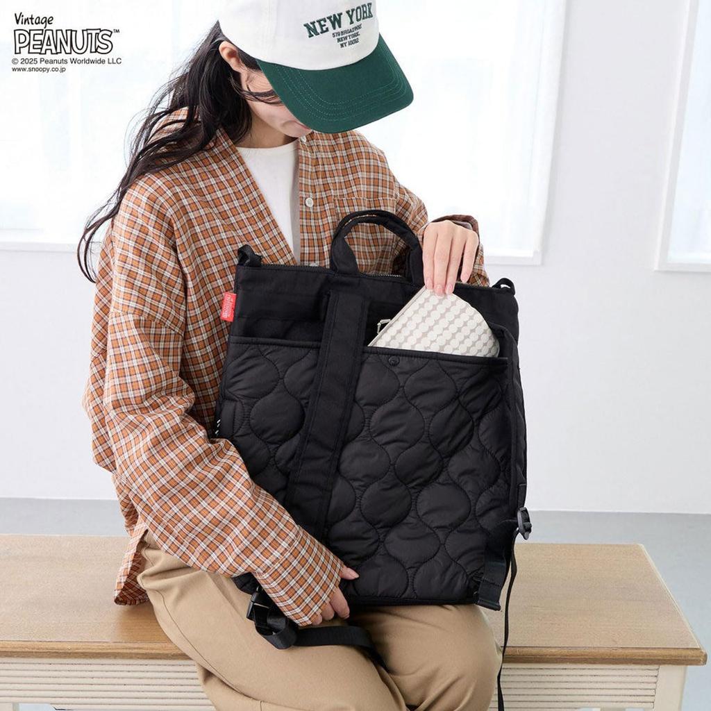 Snoopy Helmet Bag Backpack [Rootote] [Backpack] IP. Theo. Puff. Peanuts-0R [Black]