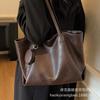 Simple and Versatile Bag Women's Large-capacity 2025 New Autumn and Winter Casual Shoulder Bag Popular Commuter Tote Bag This Year