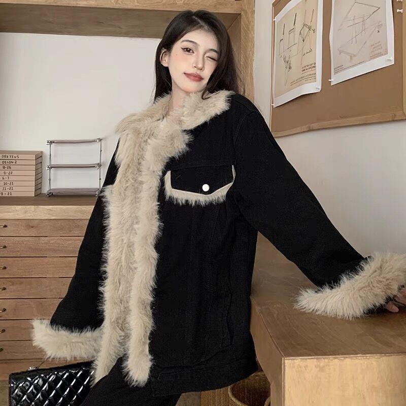 Women's Retro Patchwork Lamb Wool Denim Jacket, Winter Warm Loose Fit.
