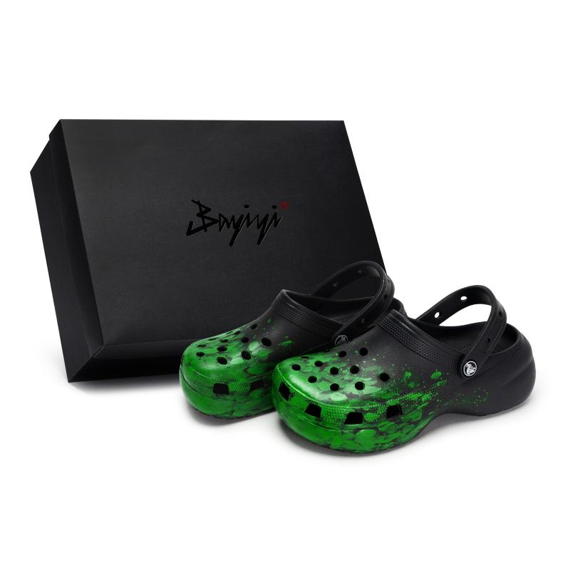 Crocs High Street Ink Splash Future Technology Stepping on Soft Hole Shoes Women's Black Green
