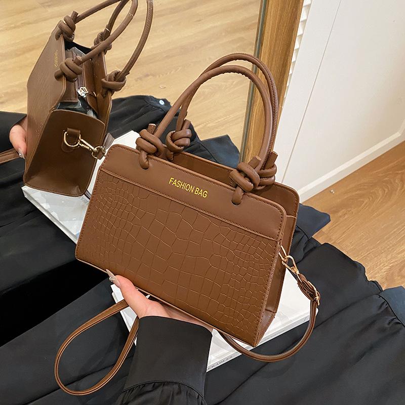 Versatile Simple Portable Women's Bag 2025 Popular New Trendy Fashion Commuter Practical Shoulder Bag Crossbody Small Square Bag