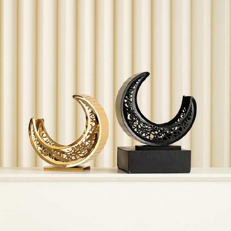 Curved Moon Metal Snacks Platter Dishwasher Safe Surfaces Ornamental Kitchenwares For Candy Appetizers Home Decoration