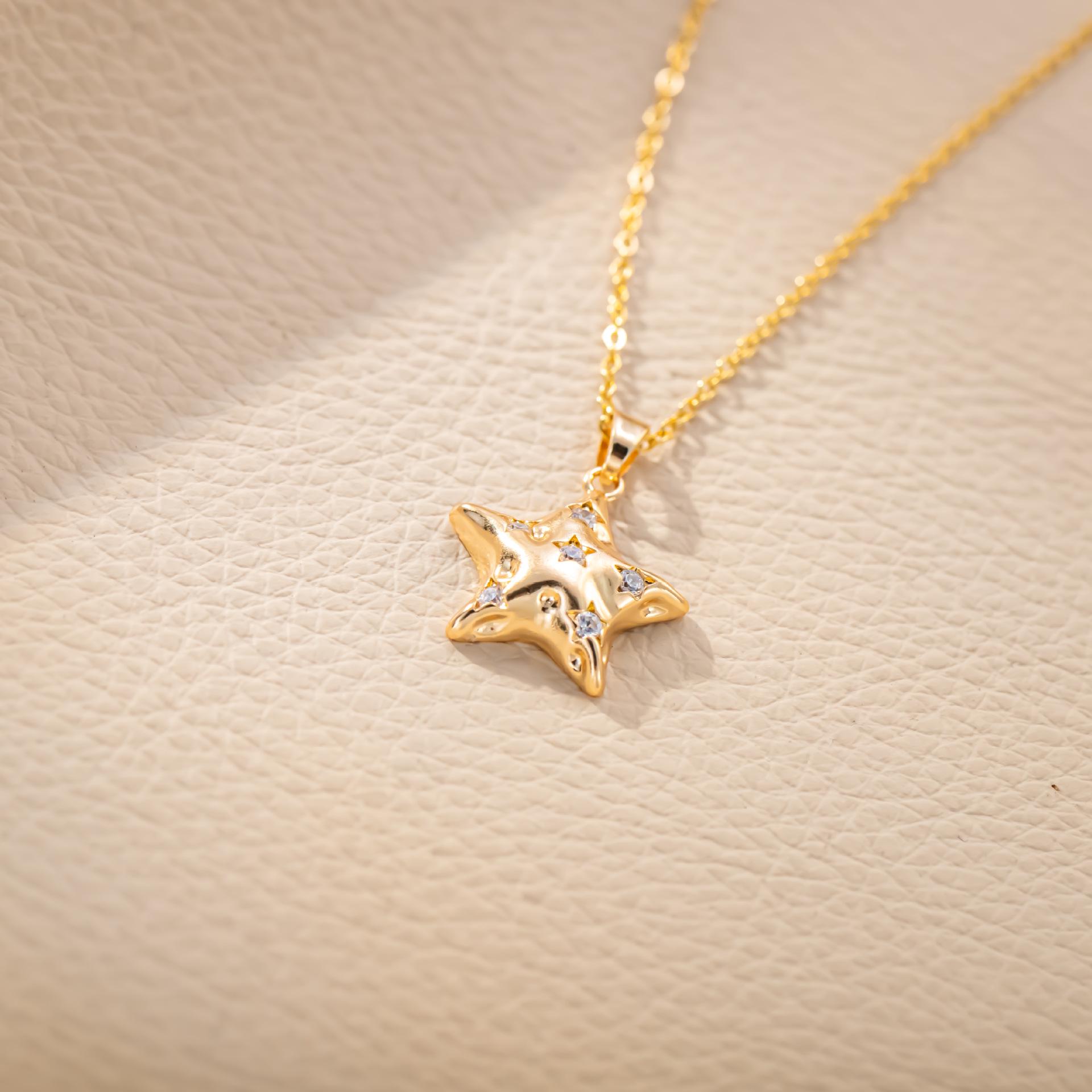 Women s Luxury Colorfast Diamond Star Titanium Steel Necklace, Fashionable Five-Pointed Clavicle Chain золотой