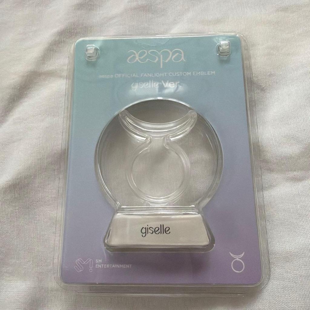 Used aespa Gisele Axta Penlight Emblem