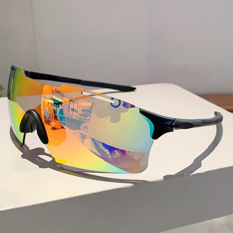 Neue winddichte Anti-UV-Sonnenbrille für Radfahren & Bergsteigen mit farbiger Beschichtung