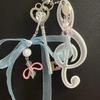 Creative Bowknot Keychain Music Note Pendant Resin Texture Suitable for Music Lovers and Cartoon Enthusiasts Present
