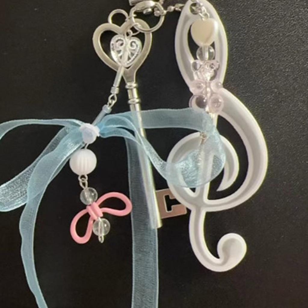 Creative Bowknot Keychain Music Note Pendant Resin Texture Suitable for Music Lovers and Cartoon Enthusiasts Present