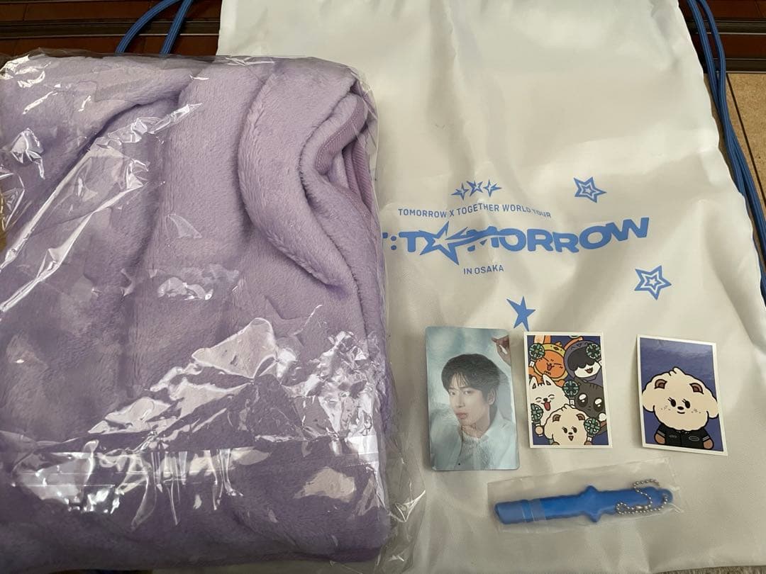 

[USED] TXT Kyocera Dome Concert Upgrade Bonus: Taehyung