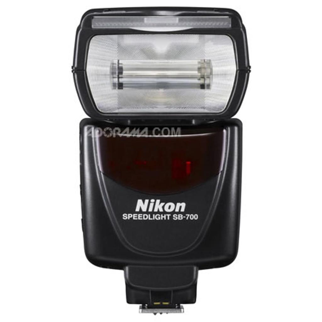 Lampa błyskowa Nikon SB-700
