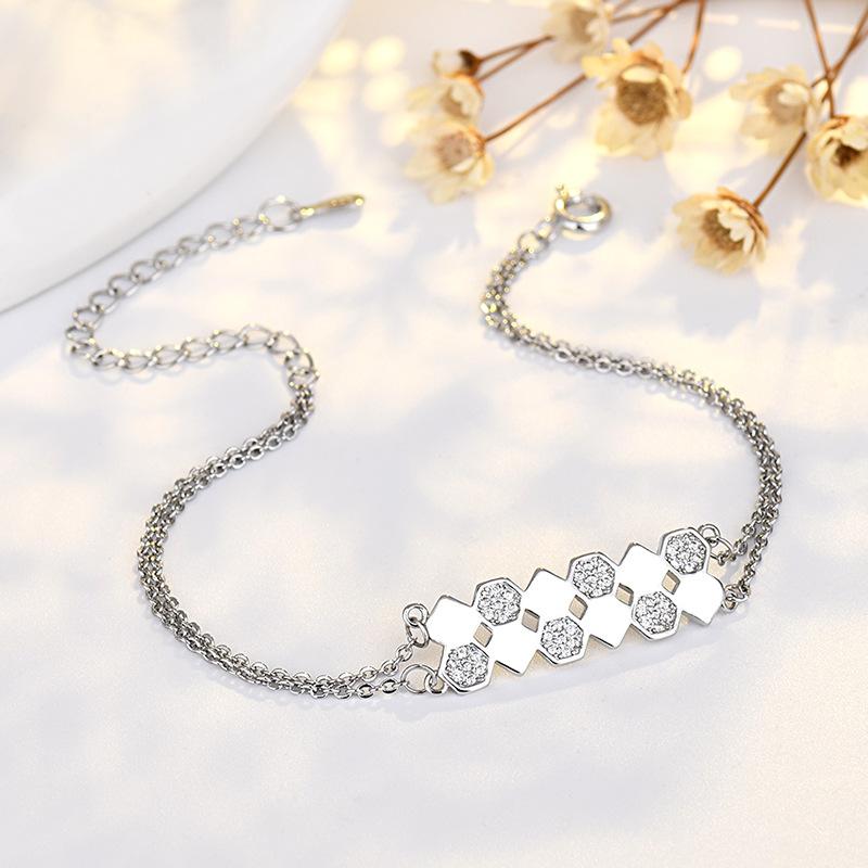 

Новий жіночий браслет у вигляді стільників, інкрустований діамантами, із 14-каратним справжнім позолотою, високоякісний невеликий квадратний браслет із діамантовою сіткою Adjustable size