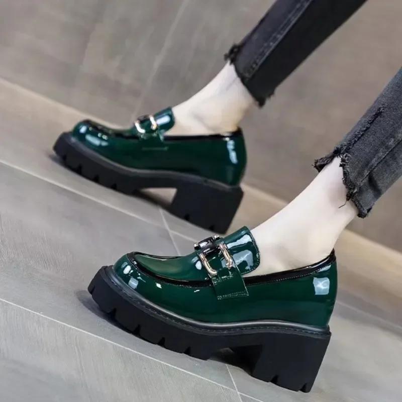 Fashion New Spring/Autumn Fashionable Elegant and Sexy Height-Increasing Women's Thick-Soled High-Heeled Metal-Decorated Shoes