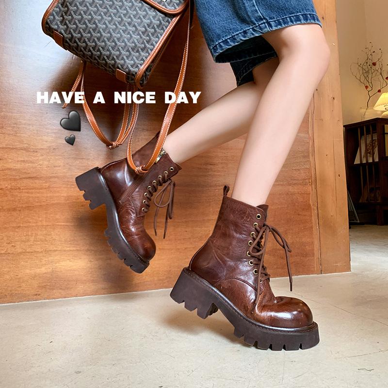 Polished First-layer Cowhide Martin Boots Women's Locomotive Boots Autumn and Winter New Thick-soled Medium Heel Strap Casual Women's Short Boots