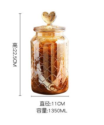 Amber Glass Sealed Jar Storage Bottle with Lid Large Capacity Transparent Heart-shaped Coffee Bean Storage Jar Kitchen Container