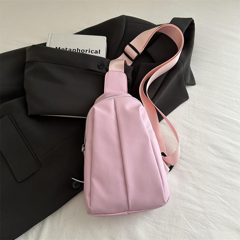 2025 Winter New Small Fresh and Fashionable Shoulder Breast Bag Korean Fanny Pack Personalized Retro and Beautiful Commuter Messenger Bag