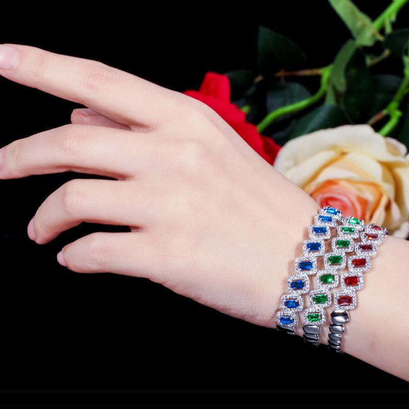 S0149 Delicate Hand Jewelry, Micro-Inlaid Zircon Bracelet