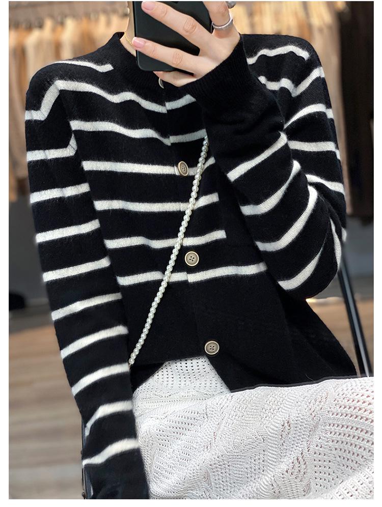 Women's Slimming Cashmere Cardigan - Color Block Stripes, Round Neck, Loose Fit