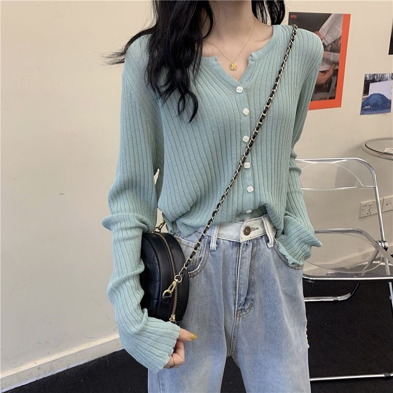 Korean Style Long Sleeve Knitted Cardigan for Women Outerwear College Style Casual Knitted Sweater Thin Coat for Spring and Autumn Seasons