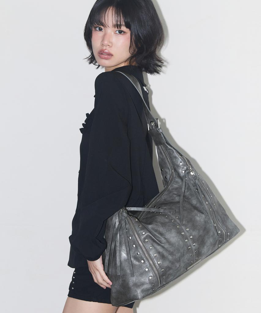 Illigo Leaf Eyelet Big Shoulder Bag Charcoal