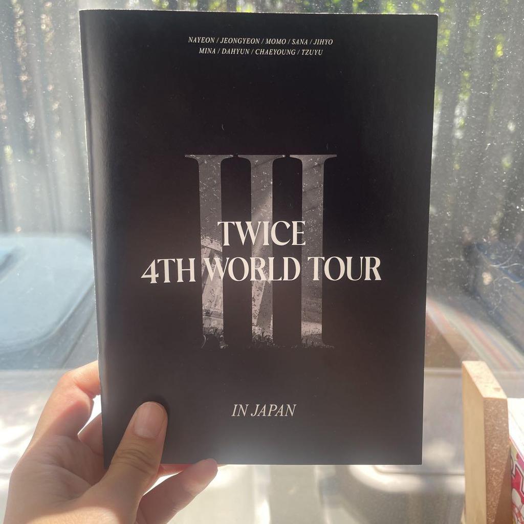 [USED] TWICE 4TH WORLD TOUR III IN JAPAN DVD