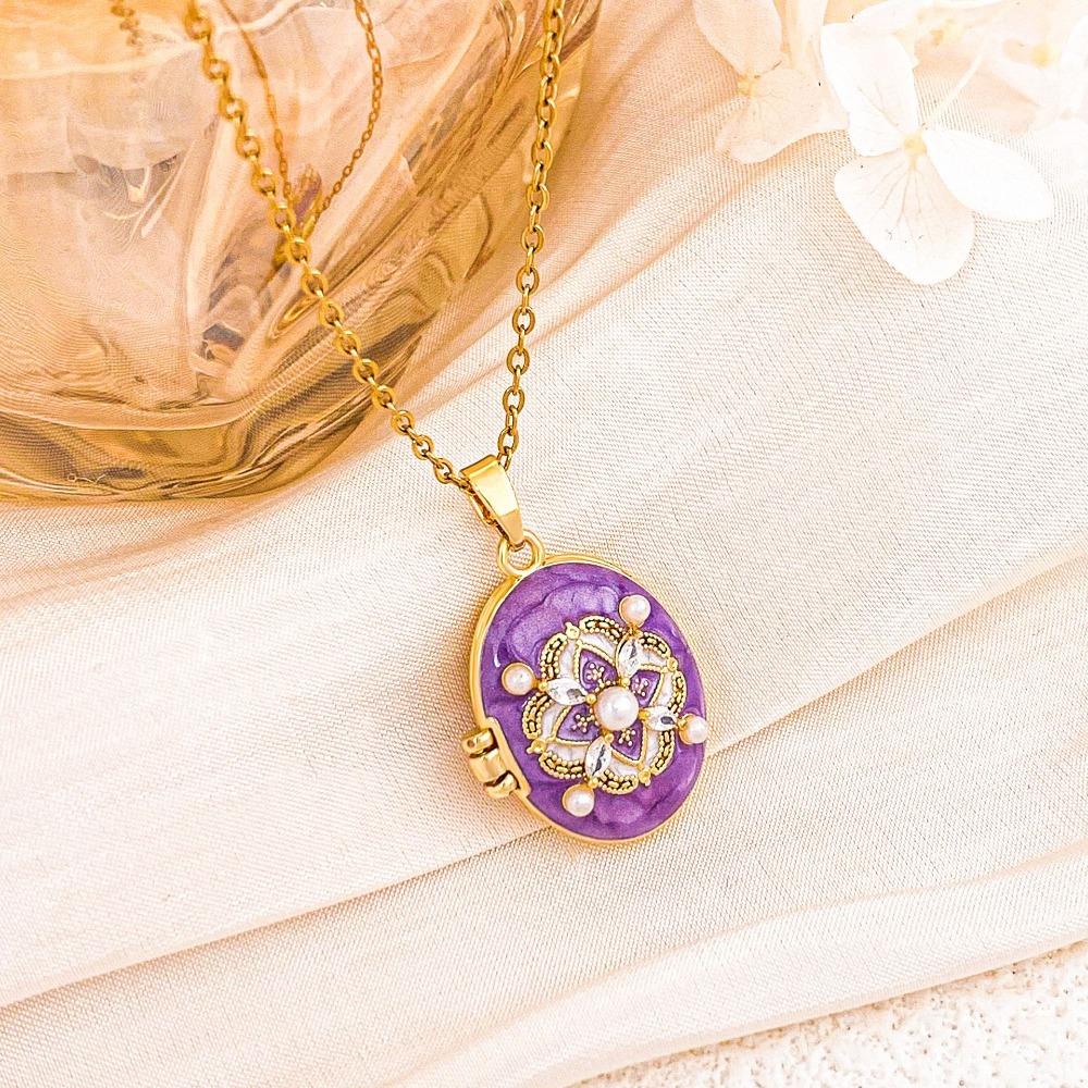 Inlaid Rhinestones Photo Locket Pendant Necklace Openable Gold Clavicle Chain Birthday Gift