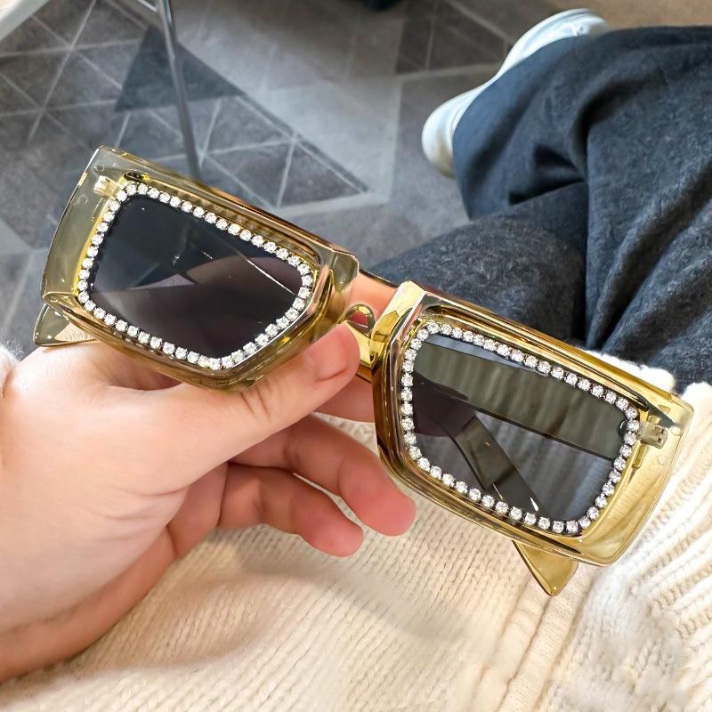 Gafas de Sol Cuadradas de Lujo con Diamantes No Polarizadas para Mujer Moda Punk Pedrería Gafas de Sol Femeninas Brillantes y Sexys