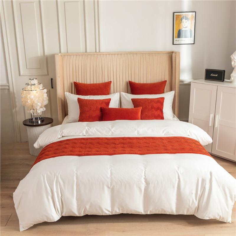 Nordic Simplicity Velvet Wavy Pattern Bed Towel Home Hotel Throw Bed Runner Dining Wedding Party Decor Bed Tail Towel Pillowcase