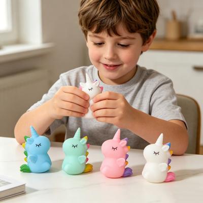 Brinquedo de apertar com glitter, rebote lento, macio, elástico, sensação de apertar, fofo, ferramenta de descompressão para crianças, aliviador de estresse portátil