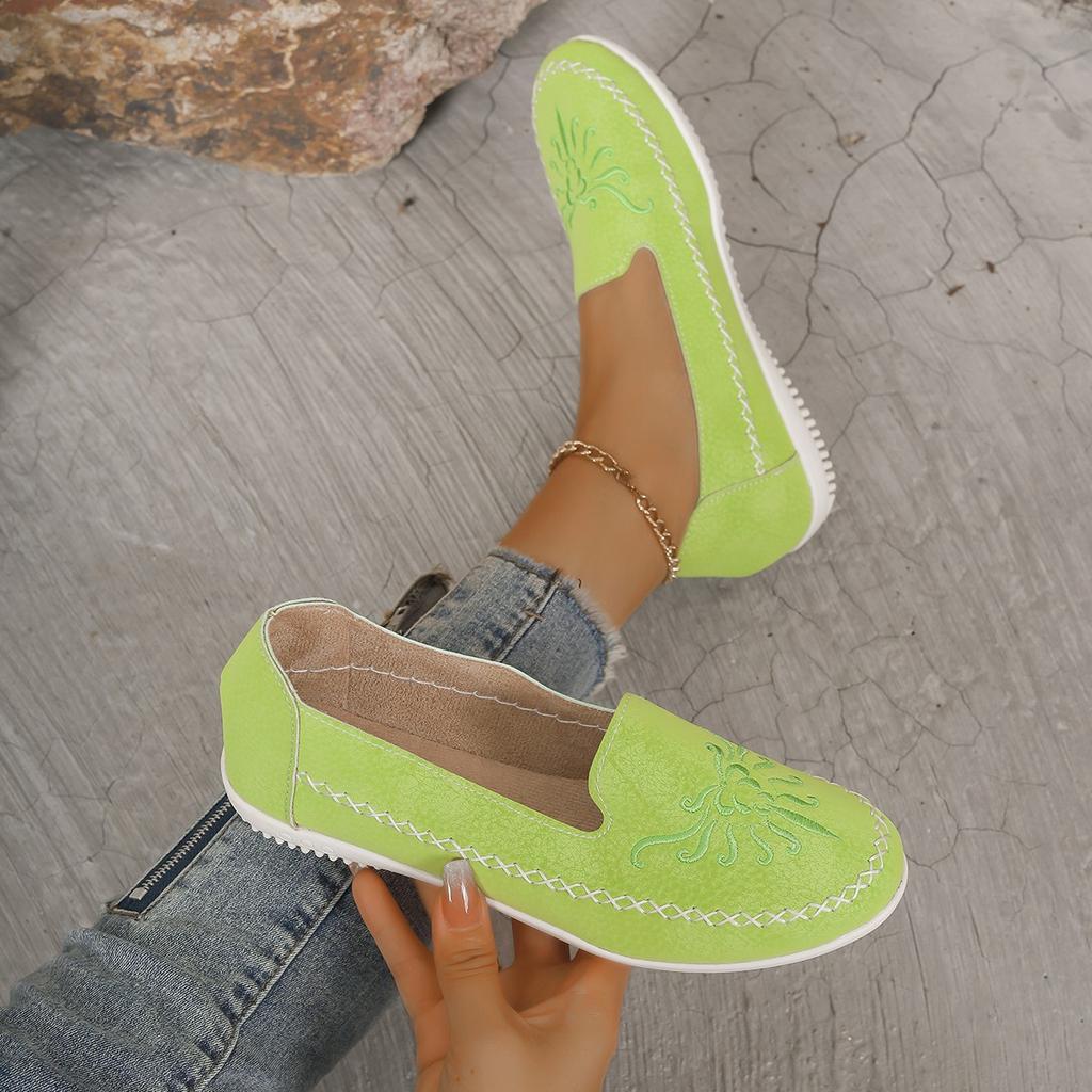 Women Flats 2024 New Spring Autumn Walking Round Top Loafers Shoes Shallow Comfortable Lolita Shoes Sneakers Zapatos De Mujer