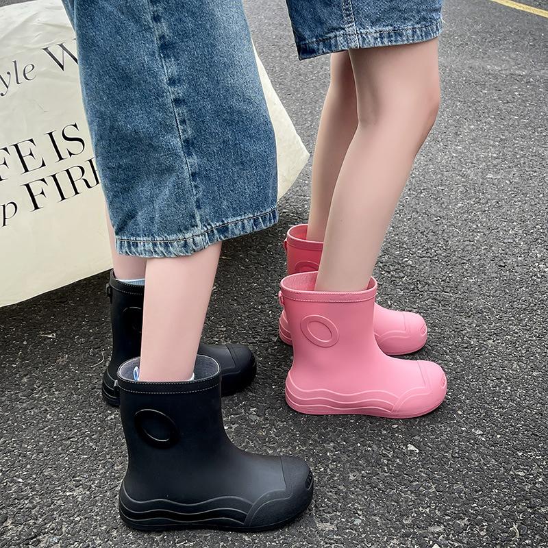 Outdoor Anti-slip, Wear-resistant Medium Tube Waterproof Rain Boots