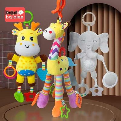 Spielzeug für Neugeborene – Rasseln & Mobiles