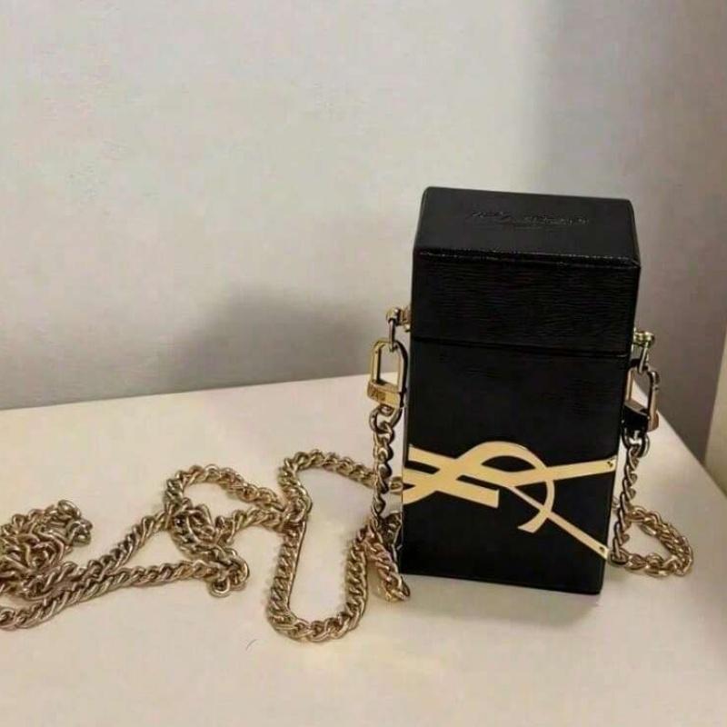 Yves Saint Laurent Modische schwarze rechteckige Make-up-Tasche - eine niedliche Reise-Make-up-Tasche, perfektes Geschenk für Freundinnen und Teenager.