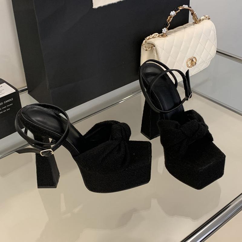 

Туфли на высоком каблуке для сцены, обувь для модели на автошоу, обувь для подиума, летние новинки, водонепроницаемые, на толстом каблуке, сексуальные сандалии для женщин 35 чёрный