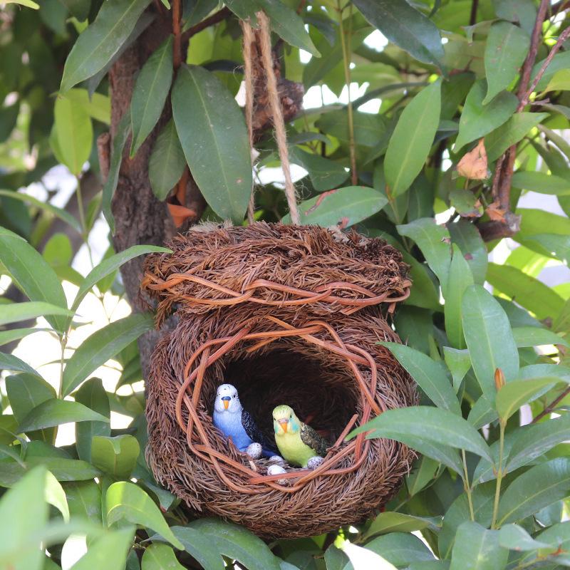 Wicker Bird Nest Birdhouse for Parrots - Outdoor Garden Ornament and Toy